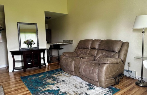 Russian Jack Park Condo | Midterm Rental Townhouse Style Condo in Anchorage