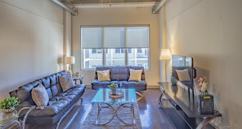 SoNo Apartment | Midtown 1BR Fully Furnished Apartment - Great Location! apts