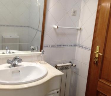 Coimbra City Centre Apartment | Miguel Torga Gold