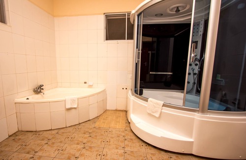 Kabulonga Hotel | Mika Hotel, Kabulonga