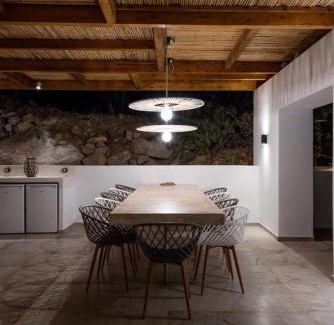 Maragas Villa | Mikri Sorriso - Luxurious Villa On The Beach
