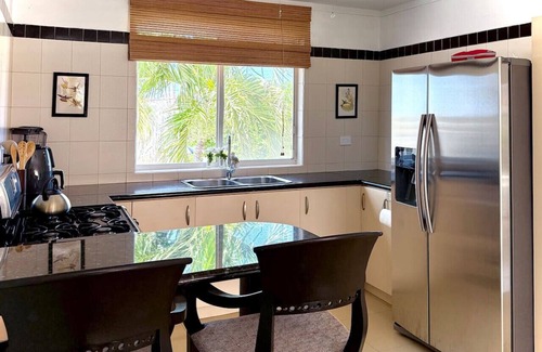 Sabana Liber House | Mila’s Family Getaway