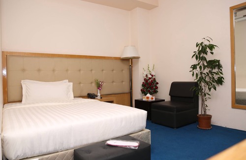 Uttara Hotel | Milina