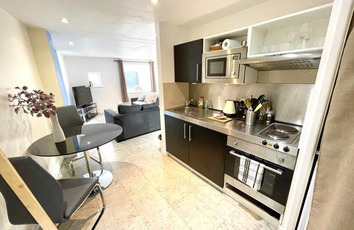 Mill Road Apartment | Mill Apartment