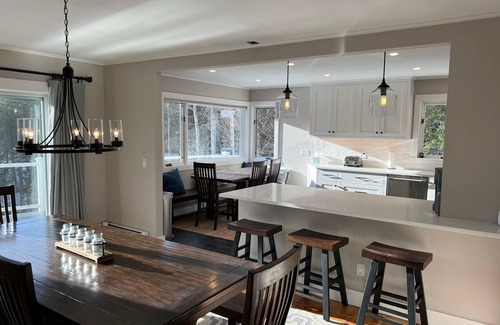 Stowe Area House | Mill Lane: 5 br, fireplace, a/c, game room, hot tub, views!