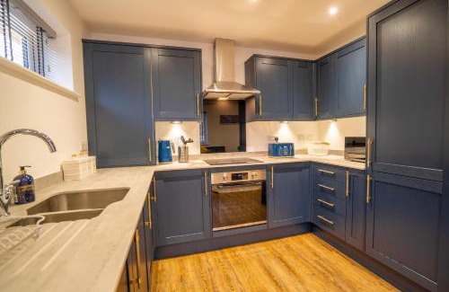 Crawley House | Mill Road Apartment First Floor