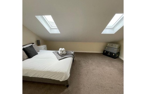 West Bromwich Apartment | Mill Street by JLJ Apartments