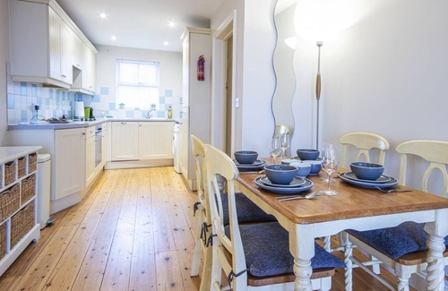 Cirencester House | Mill Village 81, Trout Cottage