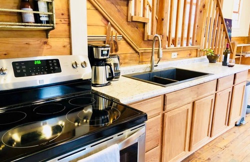 Westfield House | Mill & Waterfall: "Top 23 Airbnb's in NC" with Hot Tub!