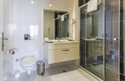 Conakry Hotel | Millenium Suites