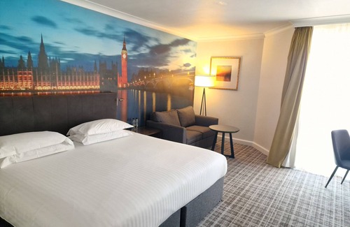 Courtfield Hotel | Millennium Hotel and Conference Centre Gloucester London