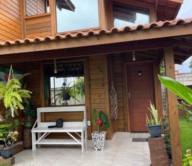 Itaipava Ski Chalet | Millicent Residence - Chalet Milly e Chalet Iris - Itaoca Praia - ES