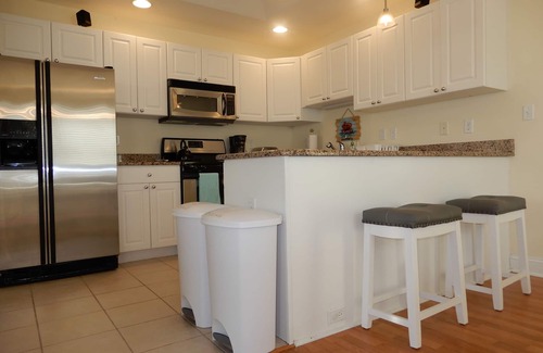 Wildwood Crest Condo | MILLION DOLLAR VIEWS AT THE MONARCH! POOL! VIEWS!