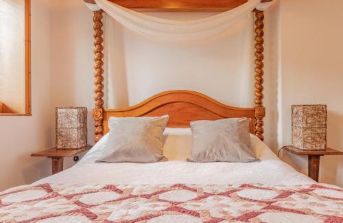 Holmbridge House | Millrace Cottage