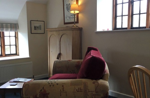 Seatown Cottage | Millstones is a lovely property for two.