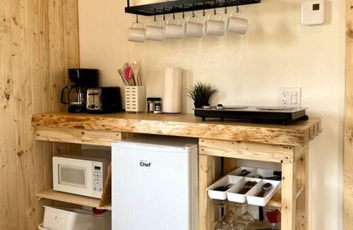 Saint-Gabriel-de-Valcartier Ski Chalet | Mini cottage # 6 by the river banks