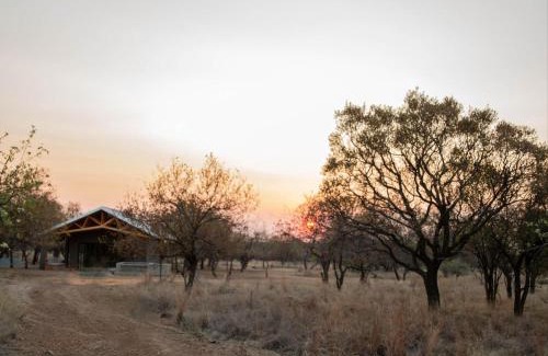 Hammanskraal Cabin | Minara Private Boutique Game Lodge