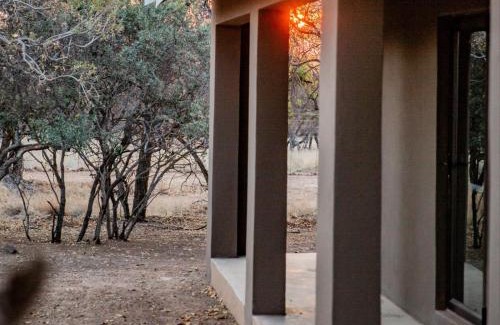 Hammanskraal Cabin | Minara Private Boutique Game Lodge