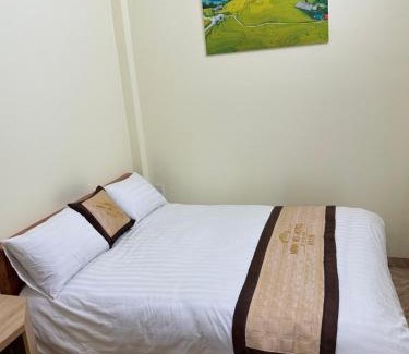Dong Van Hotel | minh hieu hotel