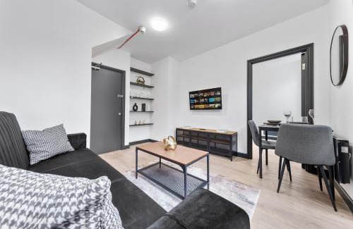 Brent Cross Apartment | Mini Royale' - 1BDR - Parking