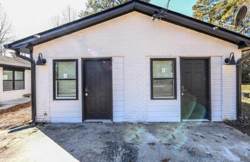 Church Street Apartment | Mini Studio Apartment 15 mins from downtown