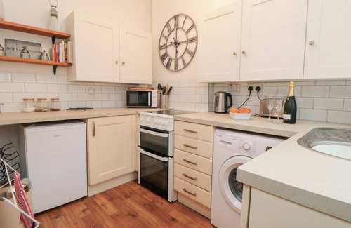 Snainton Cottage | MINN'S COTTAGE, pet friendly, character holiday cottage in Snainton