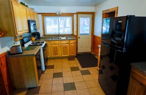 Puposky Cabin | Minnesota Family Lake Retreat - Minutes from Bemidji Activities