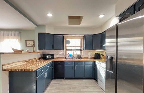 Staunton House | Minutes from Downtown Staunton, a home for the whole family! Pet-friendly!