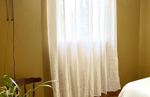 Middle Quarters Hotel | Minutes from Ys Falls, Safari and Zoo— w/Bar and Restaurant onsite