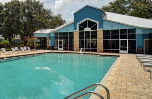 Tropic House | Minutes to Beach Sunsets/Sunrises, Park and Elegant Coastal Comfort