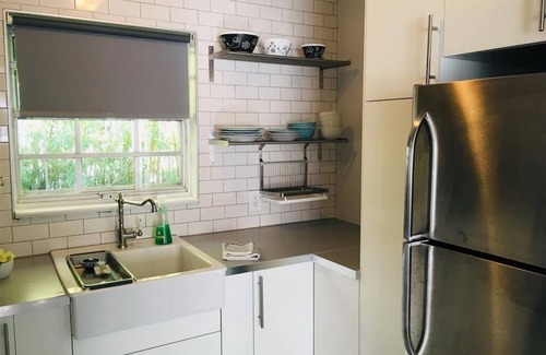 Charleston Condo | Minutes to Downtown 2br Apartment 90 Night Minimum