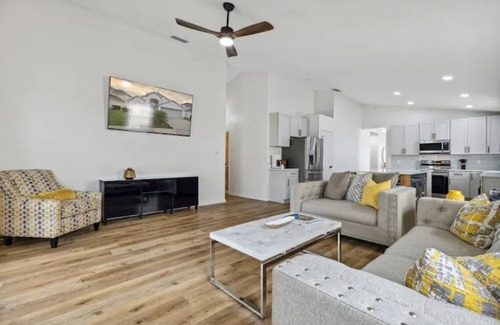 Lake Davenport Estates House | Minutes to Parks/Pets Friendly/Game Room