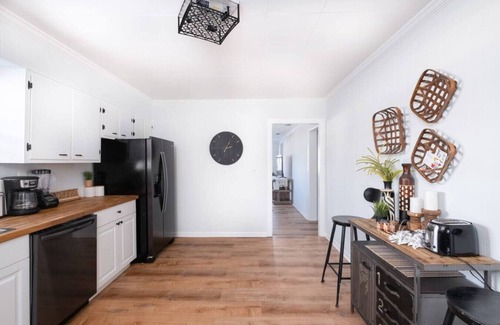 High Springs House | Minutes to Springs! High springs Home Sleeps 6