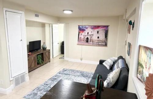 Near East Side Apartment | Minutes to the River Walk and the Alamo Pet Friendly Sleeps 8!