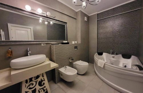 Mamaia-Sat Apartment | Mira Residence