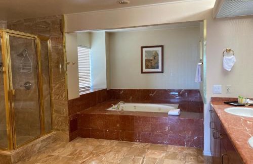 Desert Hot Springs Resort | Miracle Springs Resort and Spa