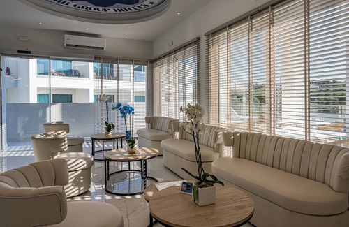 Neromilos Hotel | Mirage Bleu Hotel