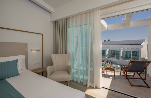 Neromilos Hotel | Mirage Bleu Hotel