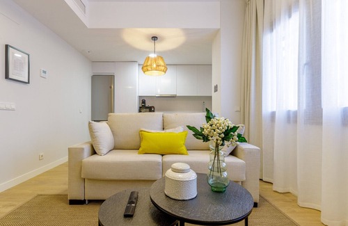 La Malagueta Apartment | Miramar Apartment with Shared Pool