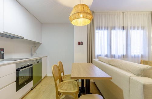 La Malagueta Apartment | Miramar Apartment with Shared Pool
