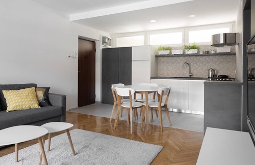 Zagreb Apartment | Miramare