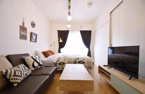 Onna Apartment | Mishuku Onna203