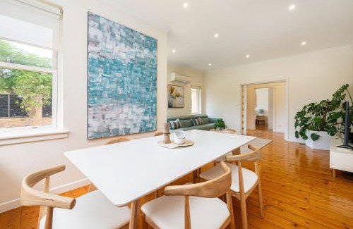 Brighton East House | Miss Peregrine in Brighton East
