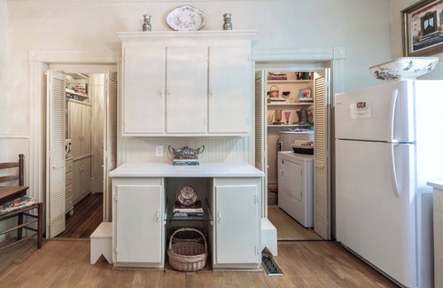 Opelika House | Miss Sidney`s Historic Opelika Home - 2 Bedroom Option