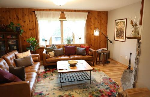 Upper Rattlesnake House | Missoula Rattlesnake Retreat - outdoor paradise