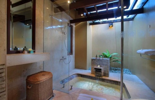 Downtown Kuta Hotel | Mistery Room Near with Kuta Beach