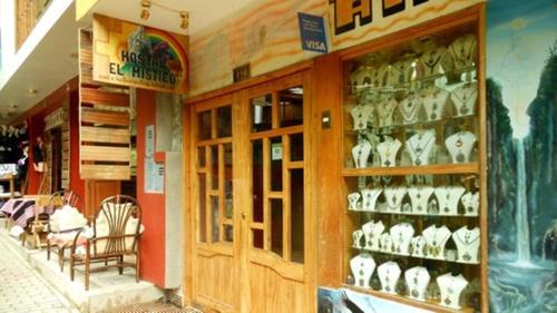 Aguas Calientes Hotel | Mistico Machupicchu Eco B&B