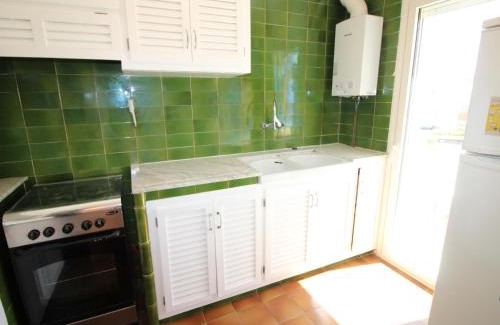 Llanca Apartment | MISTRAL - Apartamento acogedor, luminoso y de ambiente moderno con terraza vista mar. - ES-228-143