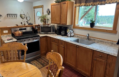 Sterling Apartment | Misty Mountain View - Sterling Two Bedroom Apartment