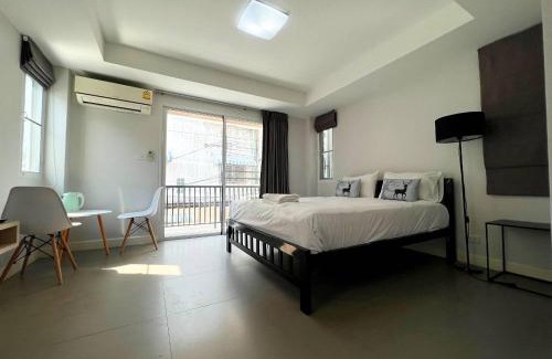 Wang Burapha Phirom Apartment | Mitr Inn Mrt Samyot Station - The Grand Palace